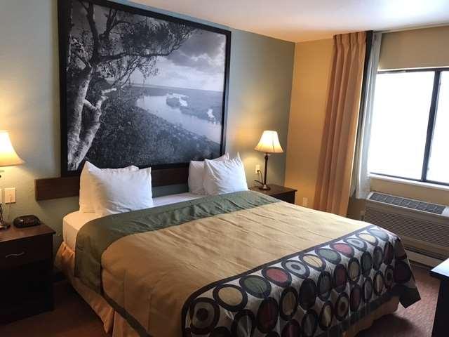 Super 8 By Wyndham Plover Stevens Point Area Quarto foto