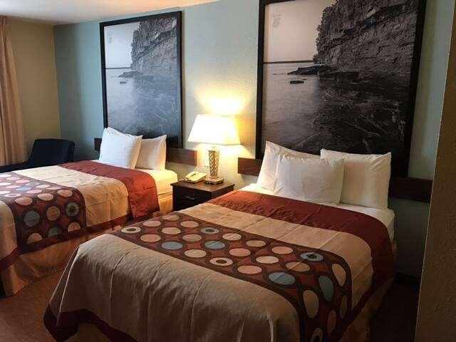 Super 8 By Wyndham Plover Stevens Point Area Exterior foto